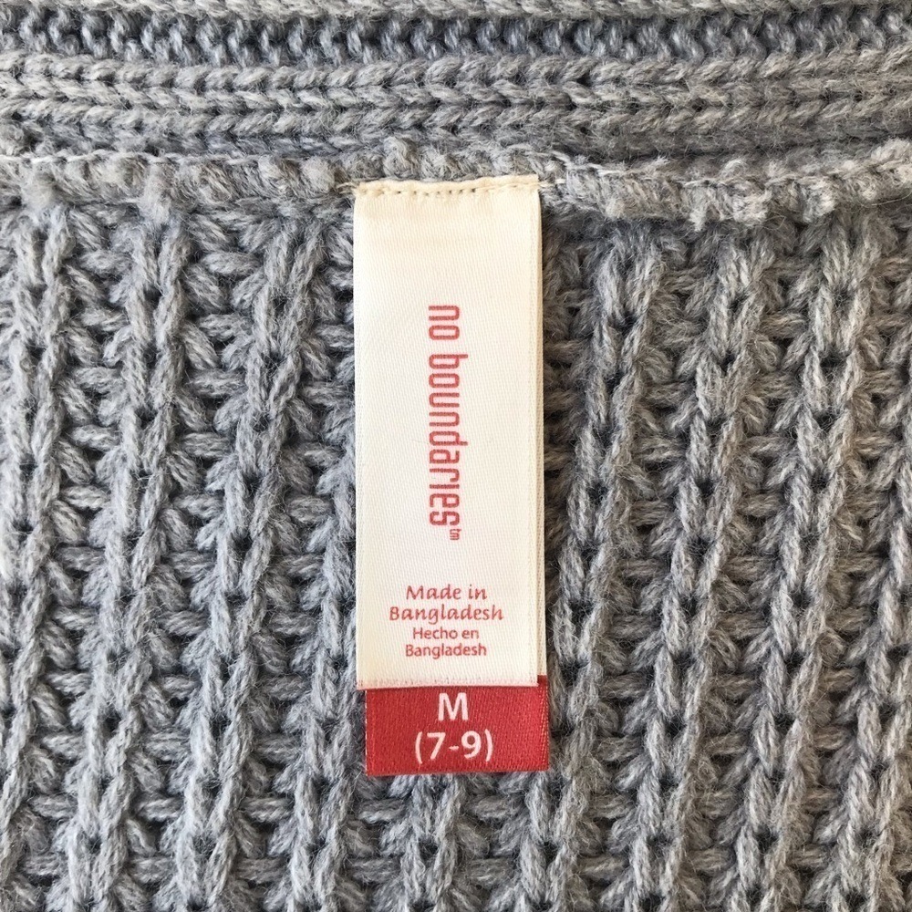 Gray Cable Knit Sleeveless Cardigan Sweater Vest - Medium - Picture 6 of 7